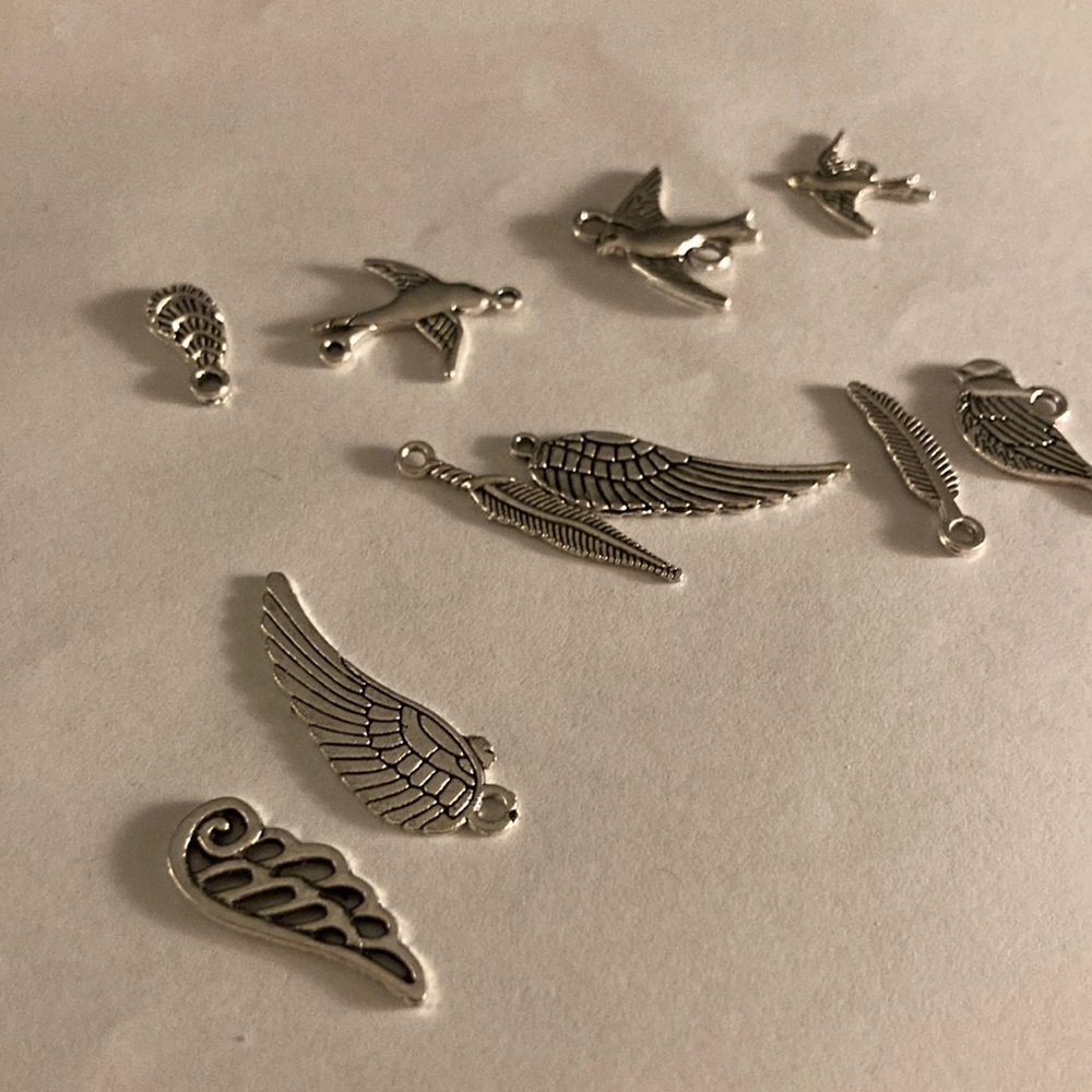 Lot of 11 charms/pendants bird & feather theme for jewelry